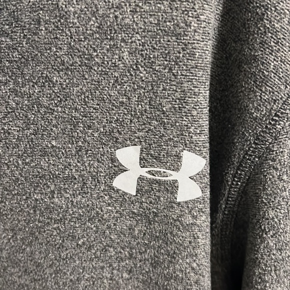 Men’s XL Under Armour Cold gear half zip - Picture 2 of 6